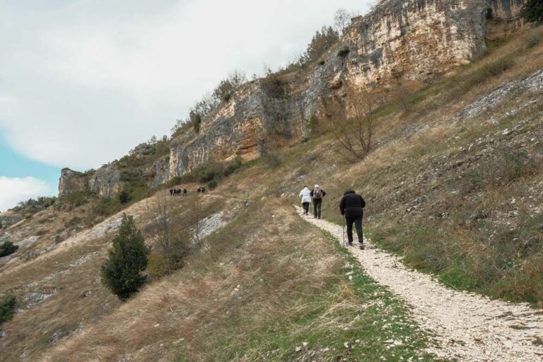 Sentiero per l'Eremo di San Bartolomeo in Legio Foto: Michele Di Mauro
