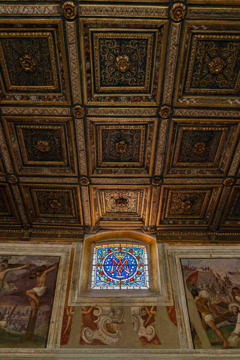 Soffitto a cassettoni lignei - Santuario Santi Medici Isernia Foto: Michele Di Mauro