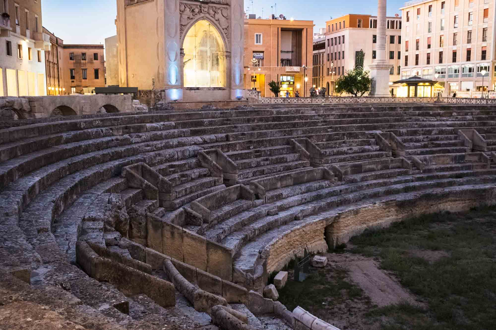 Lecce, l’anfiteatro romano, una fortezza bizantina