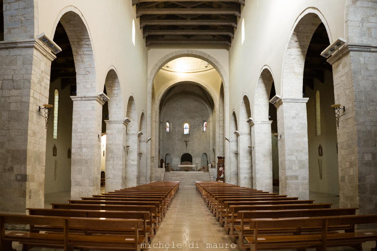 Interno cattedrale Santa Maria Acerenza