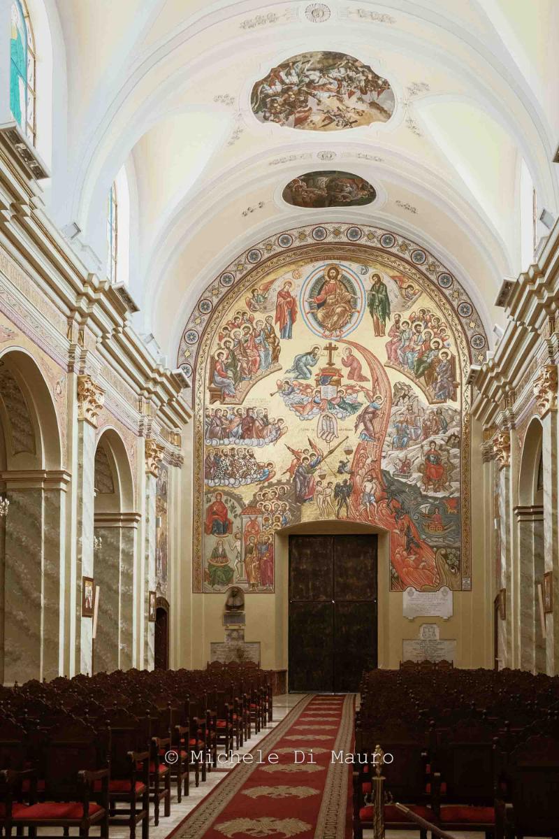 Interno chiesa San Nicola di Myra Lungro