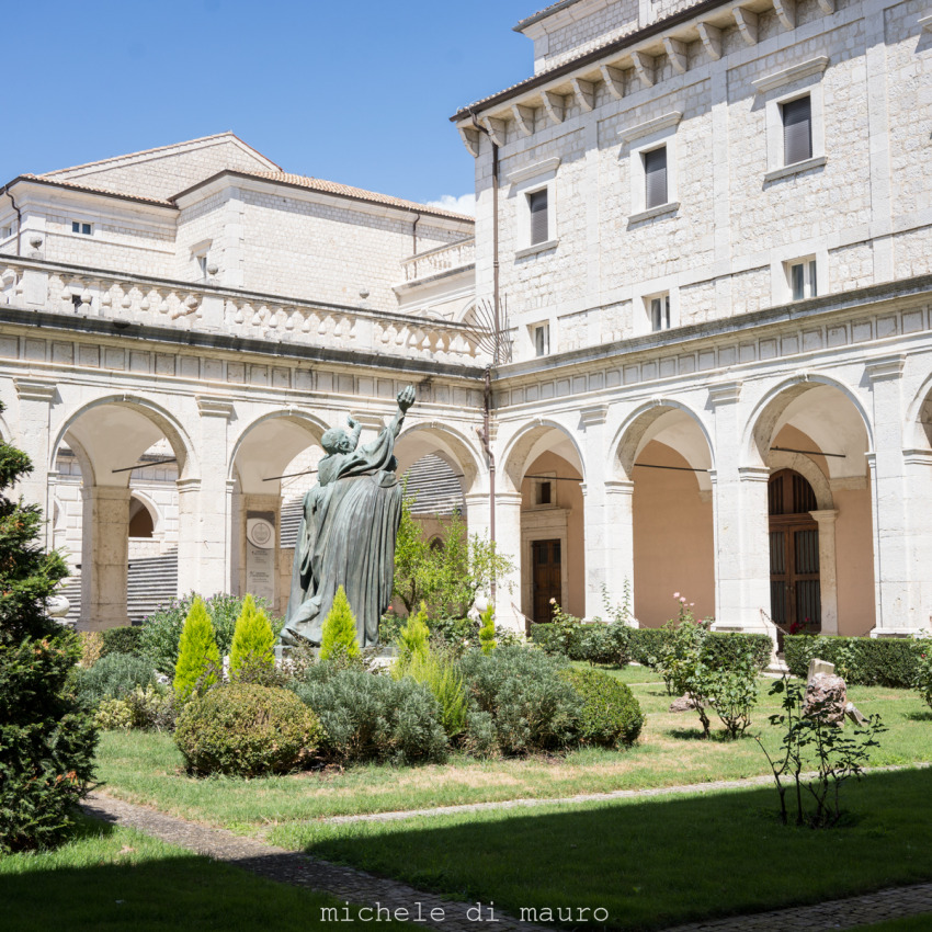 Chiostri dell'Abbazia di Montecassino